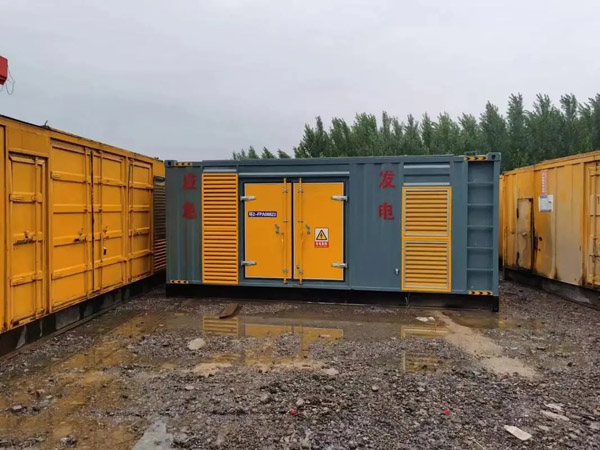 芷江柴油发电机如何判断干式空气滤清器是否需要更换？