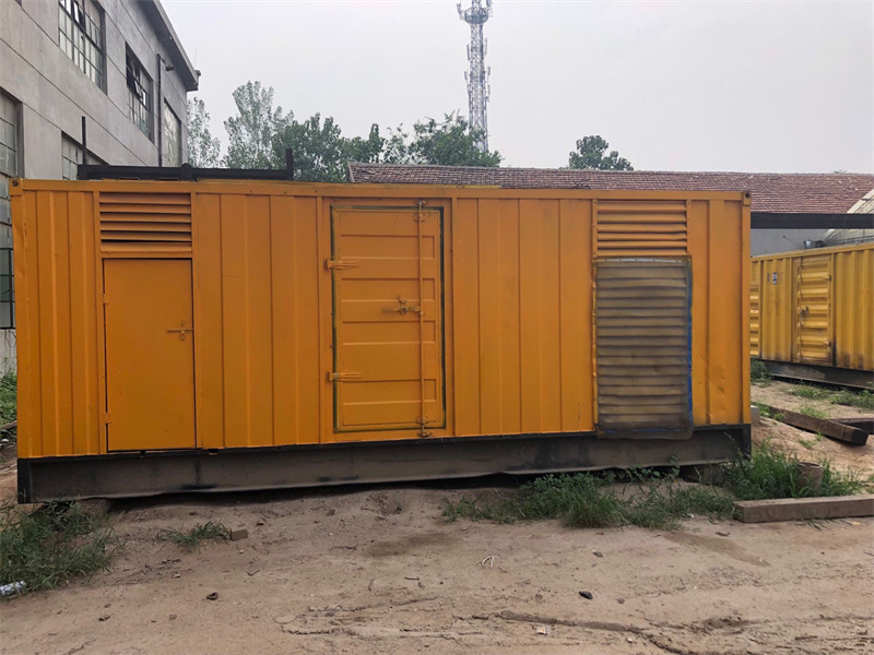 芷江发电机出租进行负载测试时，电瓶电量不足的具体判断标准是什么？